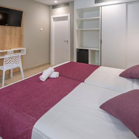 4R Meridia Mar Hospitalet De L'Infant Bagian luar foto