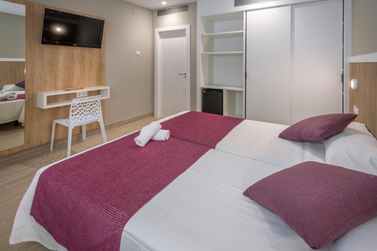 4R Meridia Mar Hospitalet De L'Infant Bagian luar foto