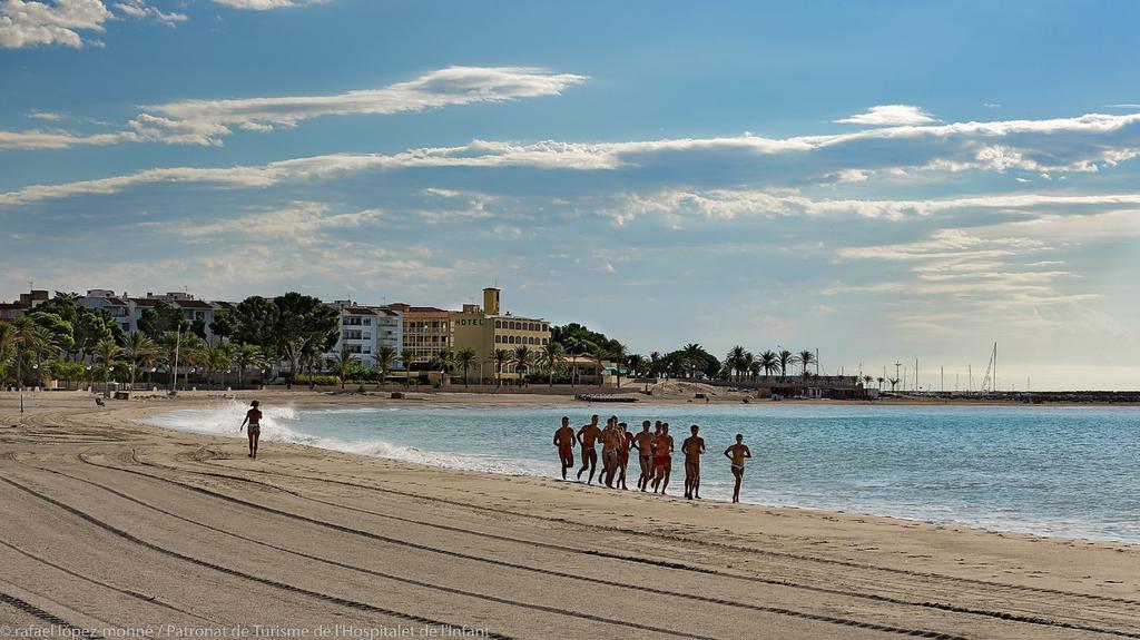4R Meridia Mar Hospitalet De L'Infant Bagian luar foto